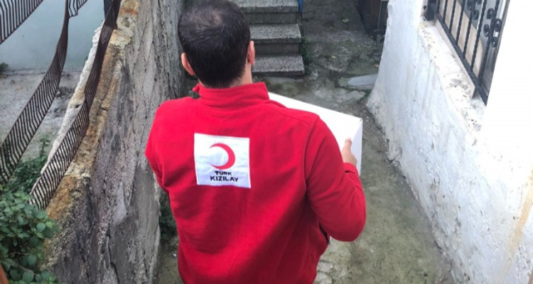 İhtiyaç Sahibi Ailelerimize Hız Kesmeden Dağıtımlarımız Devam Ediyor.